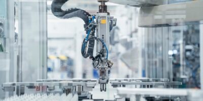 integrated robot in a facility using mechatronics solutions from Rockwell Autmation