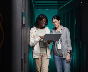 Monitoring the protection and EDR/XDR of all servers, laptops, and IoT devices